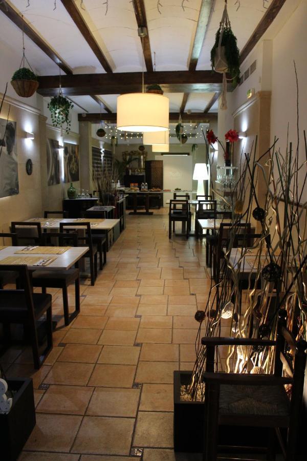 Hotel La Villa Requena Exterior photo